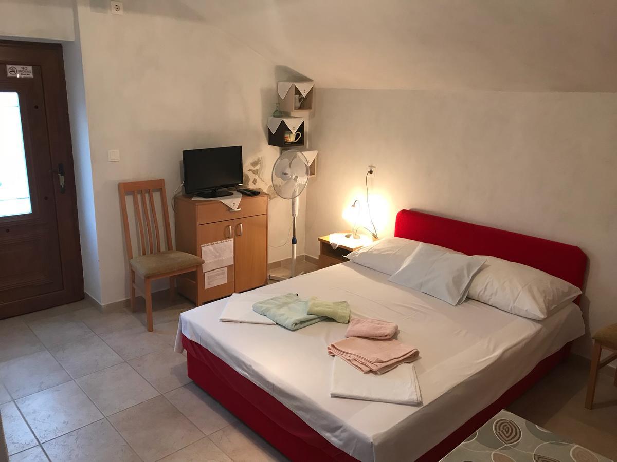 Apartments Crncic Сило Экстерьер фото